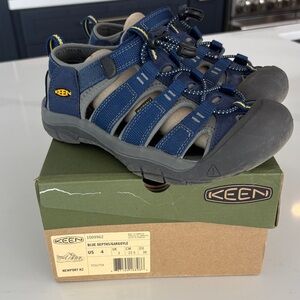 KEEN Youth Navy and Charcoal Sandals